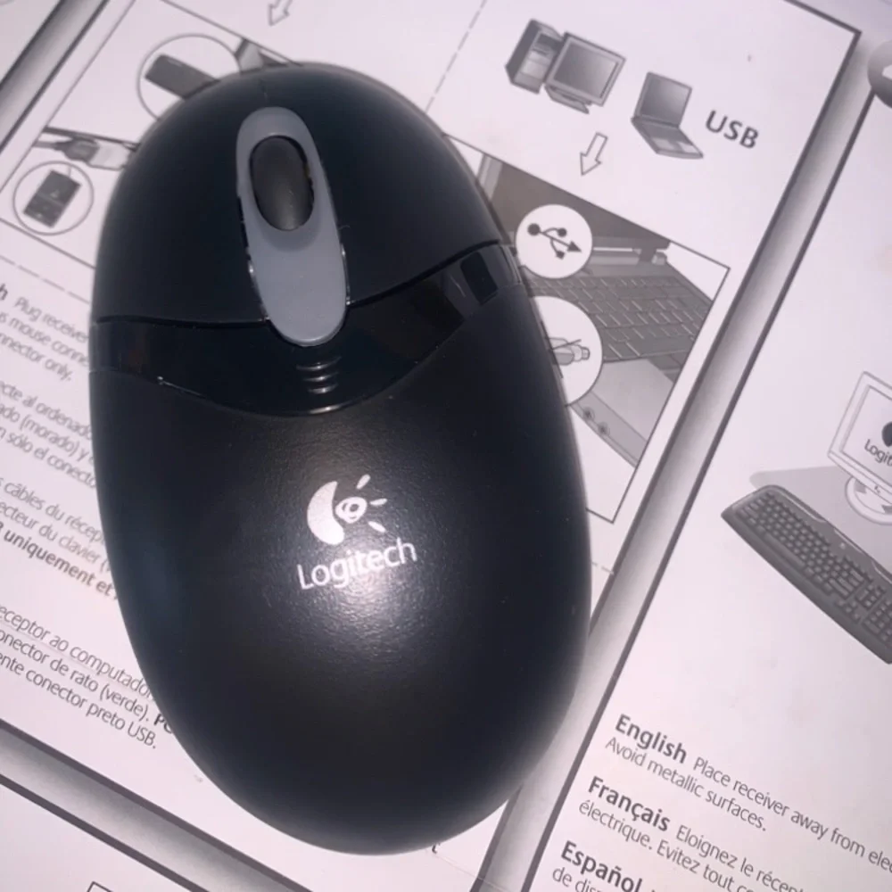LOGITECH Cordless Desktop EX110 Wireless Keyboard KEYBOARD and Mouse Combo: New